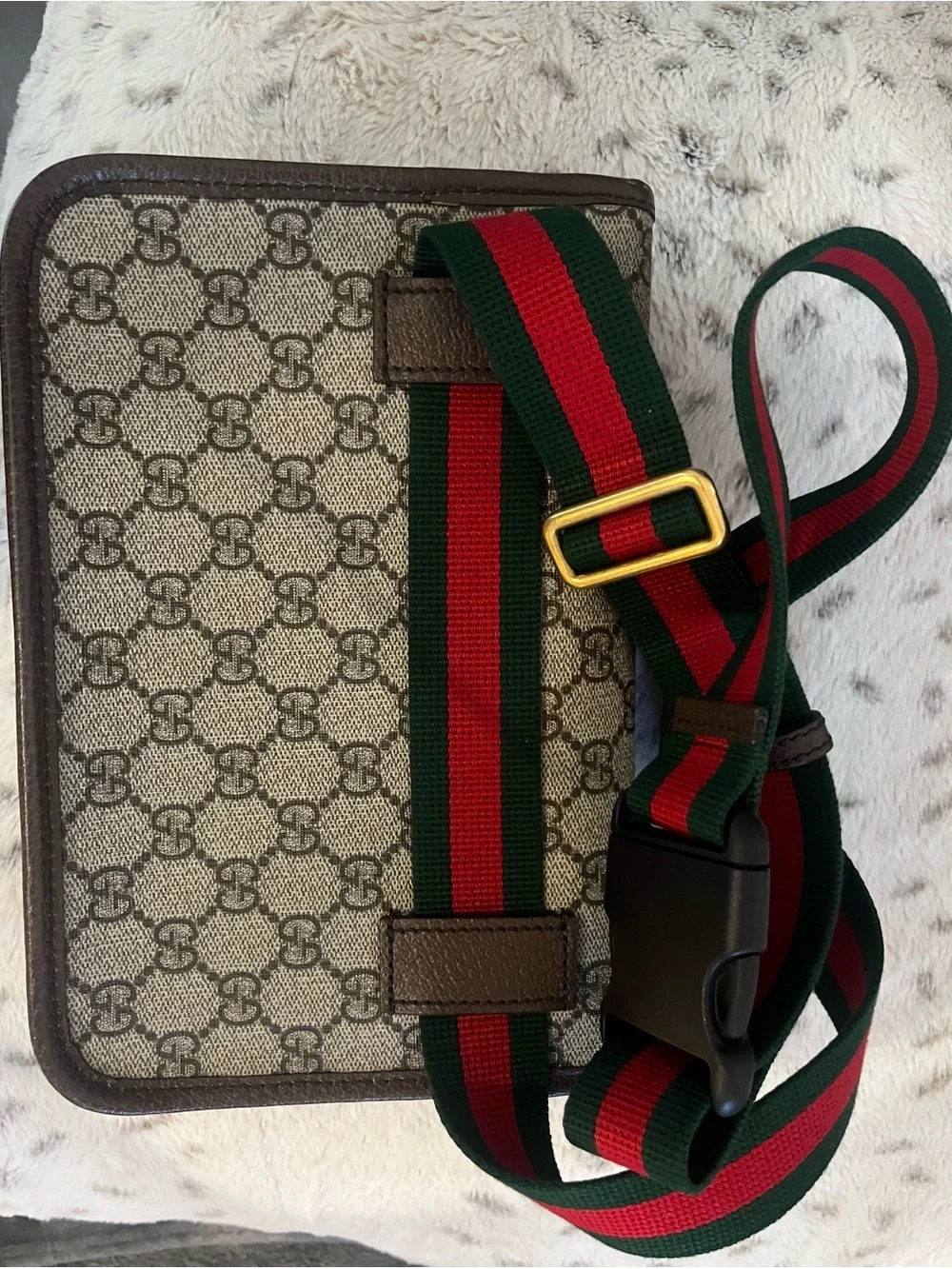 Gucci Brown GG Supreme Canvas Belt Bag with Green-Red Web Strap - Picture 3 of 10
